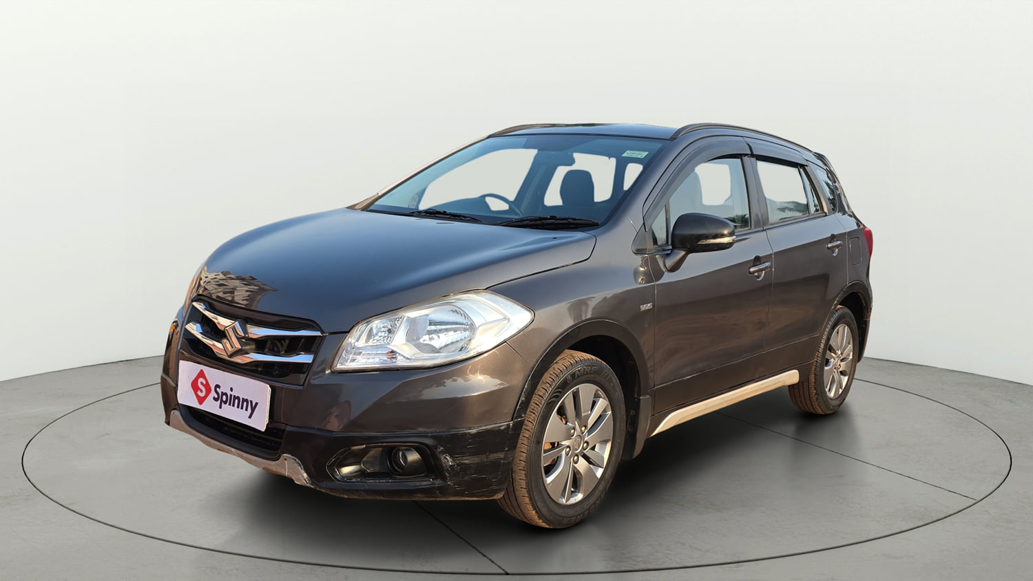 Used 2016 Maruti Suzuki S-Cross Zeta 1.3 Diesel Manual exterior LEFT FRONT CORNER VIEW