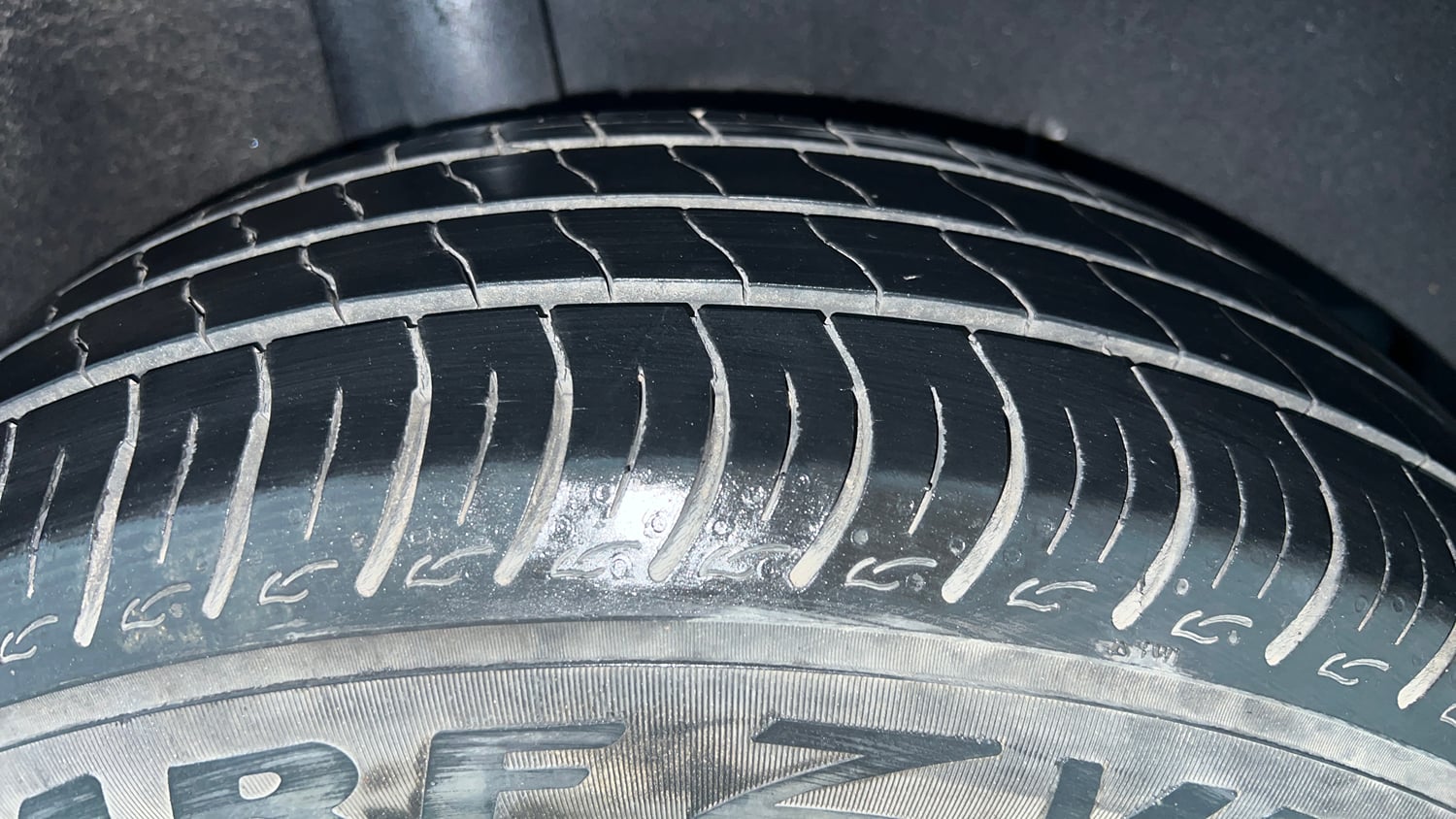 Used 2021 Maruti Suzuki Baleno Sigma Petrol Manual tyres RIGHT REAR TYRE TREAD VIEW