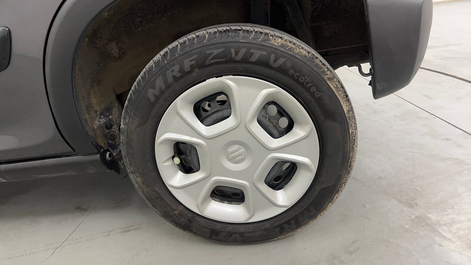 Used 2024 Maruti Suzuki S-Presso Vxi Plus Petrol Manual tyres LEFT REAR TYRE RIM VIEW