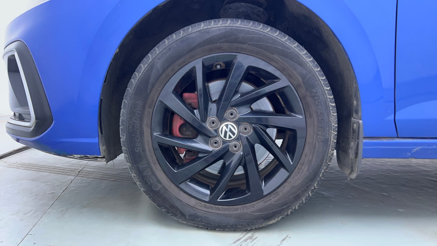 Used 2023 Volkswagen Virtus GT Plus 1.5 TSI EVO DSG Petrol Automatic tyres LEFT FRONT TYRE RIM VIEW