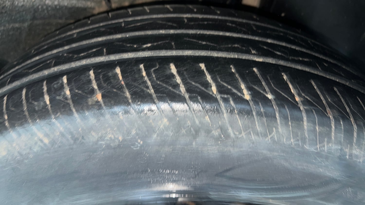 Used 2023 Tata Punch Pure iCNG Cng Manual tyres LEFT REAR TYRE TREAD VIEW