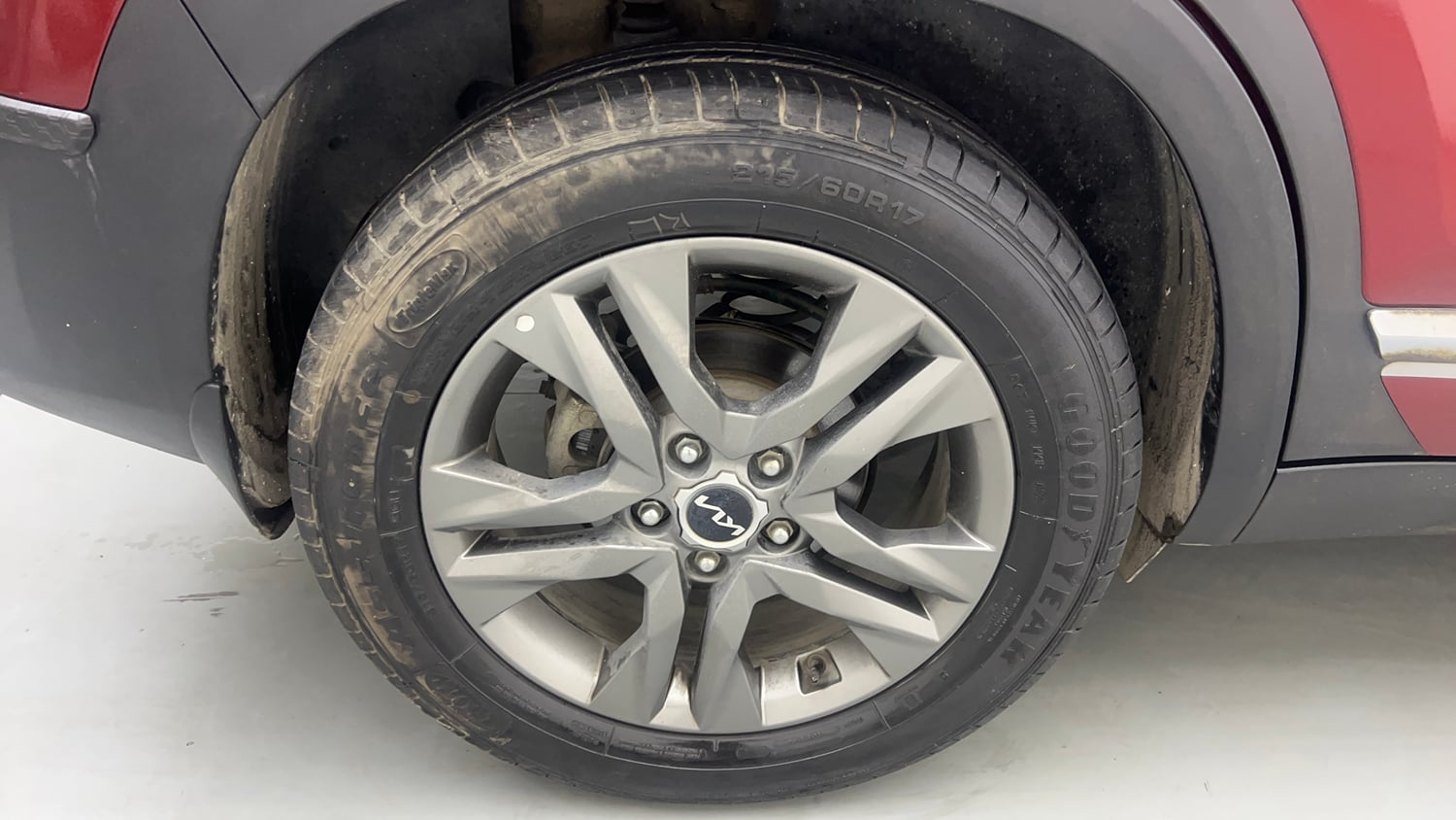 Used 2022 kia Seltos HTX 1.5 IVT Petrol Automatic tyres RIGHT REAR TYRE RIM VIEW