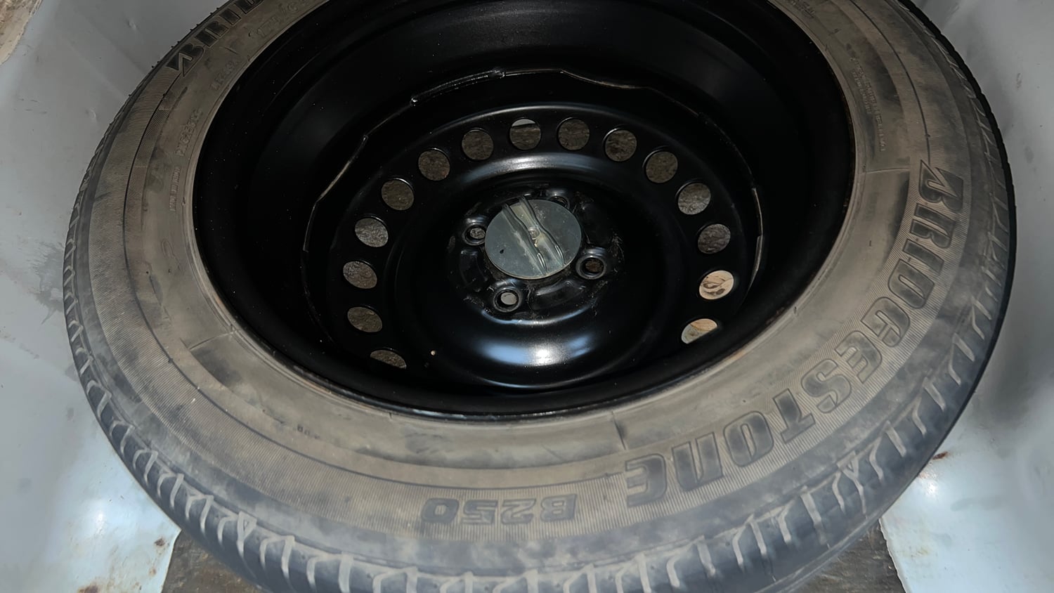 Used 2022 Honda City 4th Generation V Petrol Petrol Manual tyres SPARE TYRE VIEW