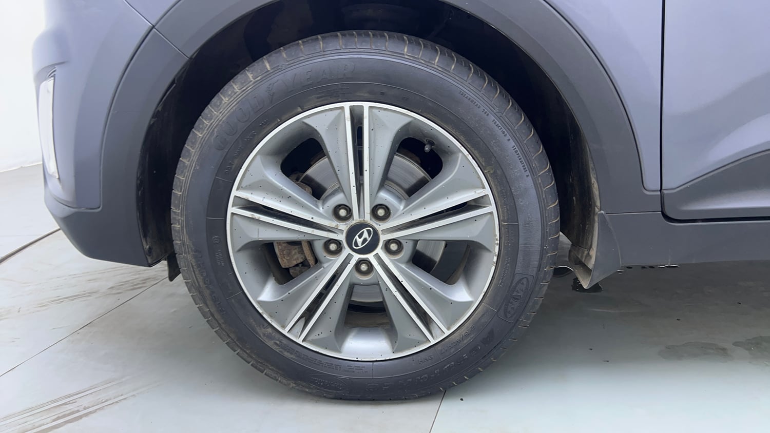 Used 2017 Hyundai Creta 1.6 SX Plus AT Petrol Petrol Automatic tyres LEFT FRONT TYRE RIM VIEW