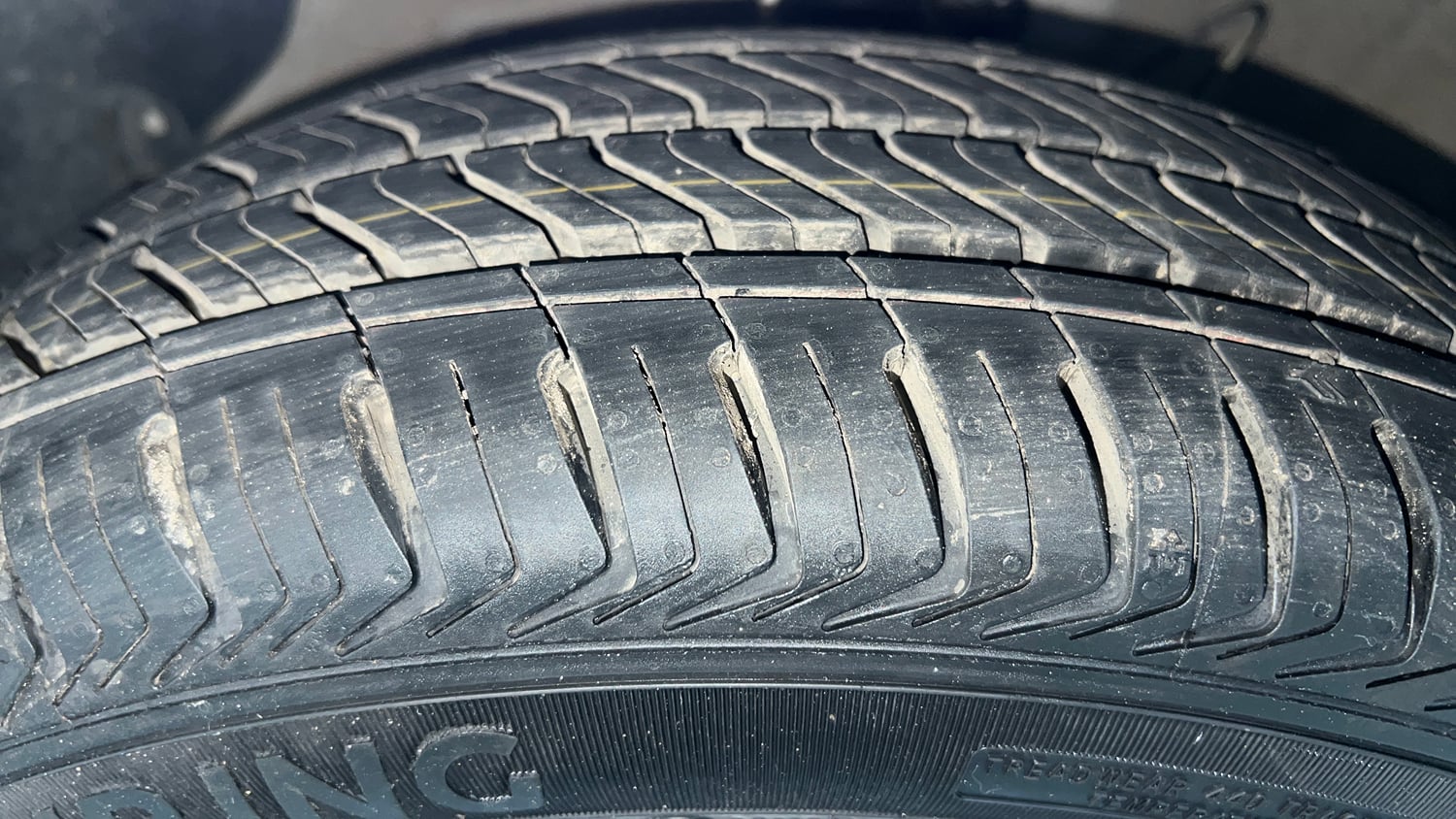 Used 2025 Hyundai Grand i10 Nios Era 1.2 Kappa Petrol Manual tyres LEFT FRONT TYRE TREAD VIEW