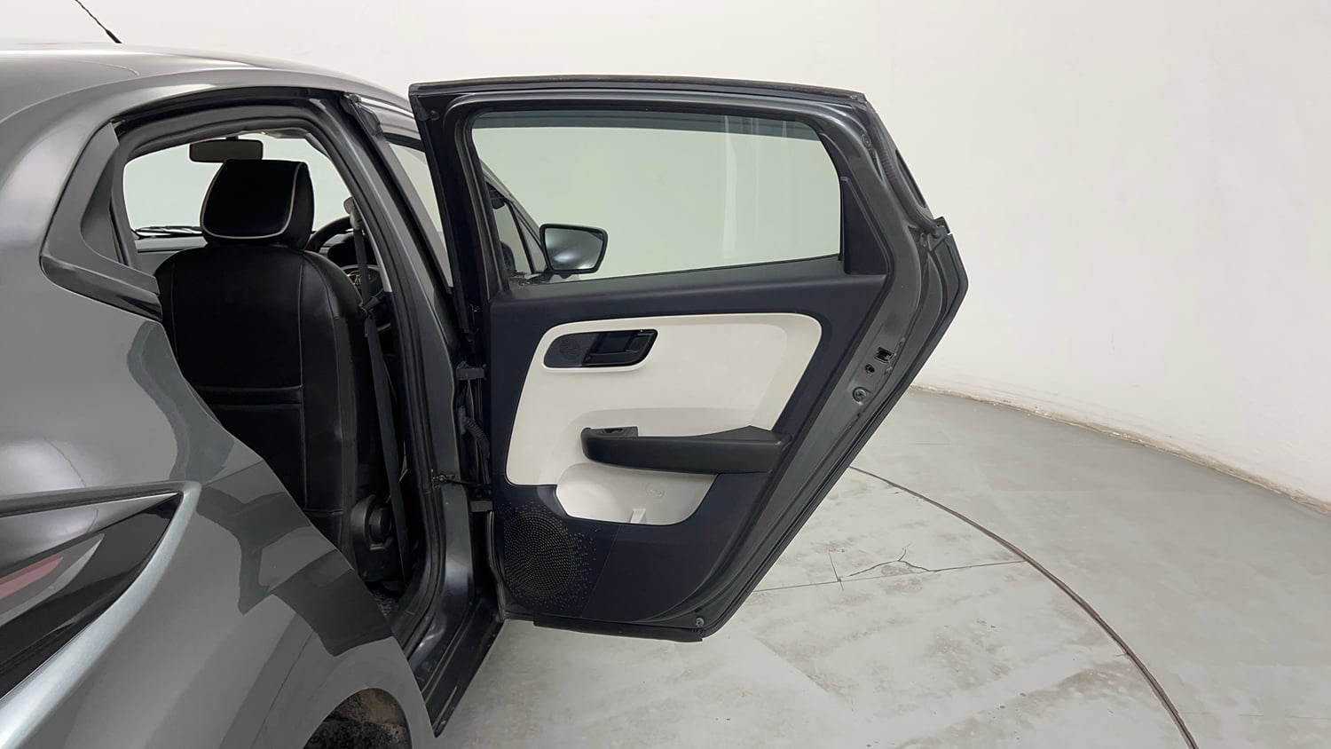 Used 2023 Tata Altroz XM Plus Petrol Petrol Manual interior RIGHT REAR DOOR OPEN VIEW