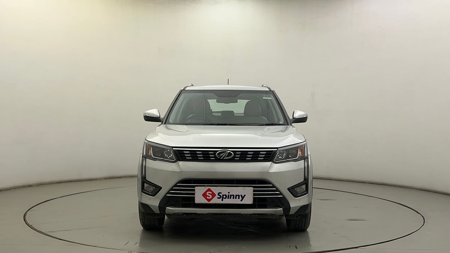 Used 2019 Mahindra XUV 300 1.2 W8 (O) Petrol Manual exterior FRONT VIEW