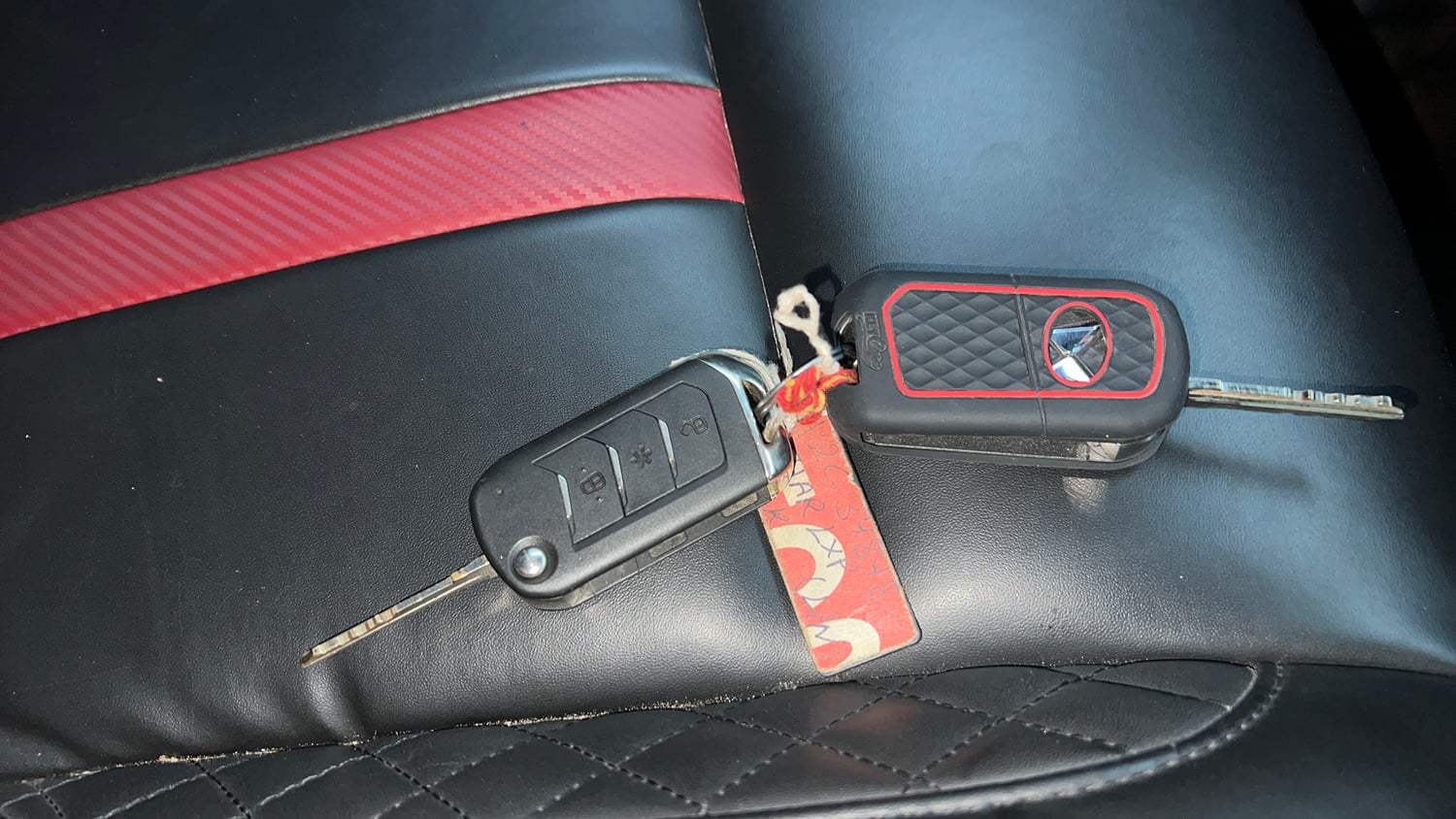 Used 2023 Mahindra Thar LX Hard Top Petrol AT 4WD Petrol Automatic extra CAR KEY VIEW