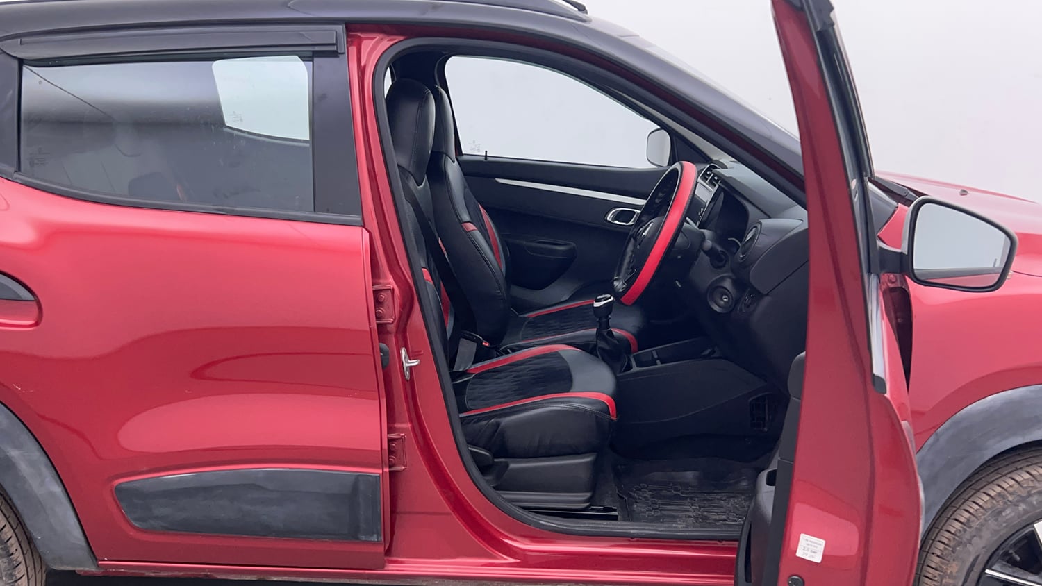 Used 2024 Renault Kwid CLIMBER 1.0 MT Petrol Manual interior RIGHT SIDE FRONT DOOR CABIN VIEW