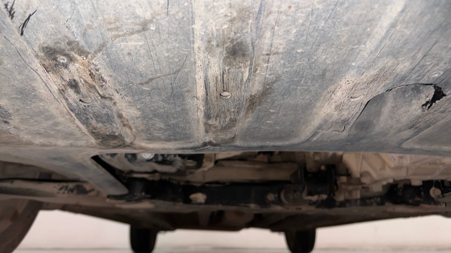 Used 2019 Hyundai Verna SX (O) 1.6 VTVT AT Petrol Automatic extra FRONT LEFT UNDERBODY VIEW