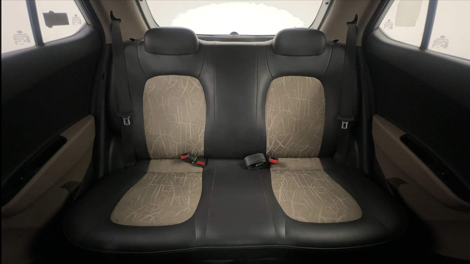 Used 2016 Hyundai Grand i10 Magna 1.2 Kappa VTVT Petrol Manual interior REAR SEAT CONDITION VIEW
