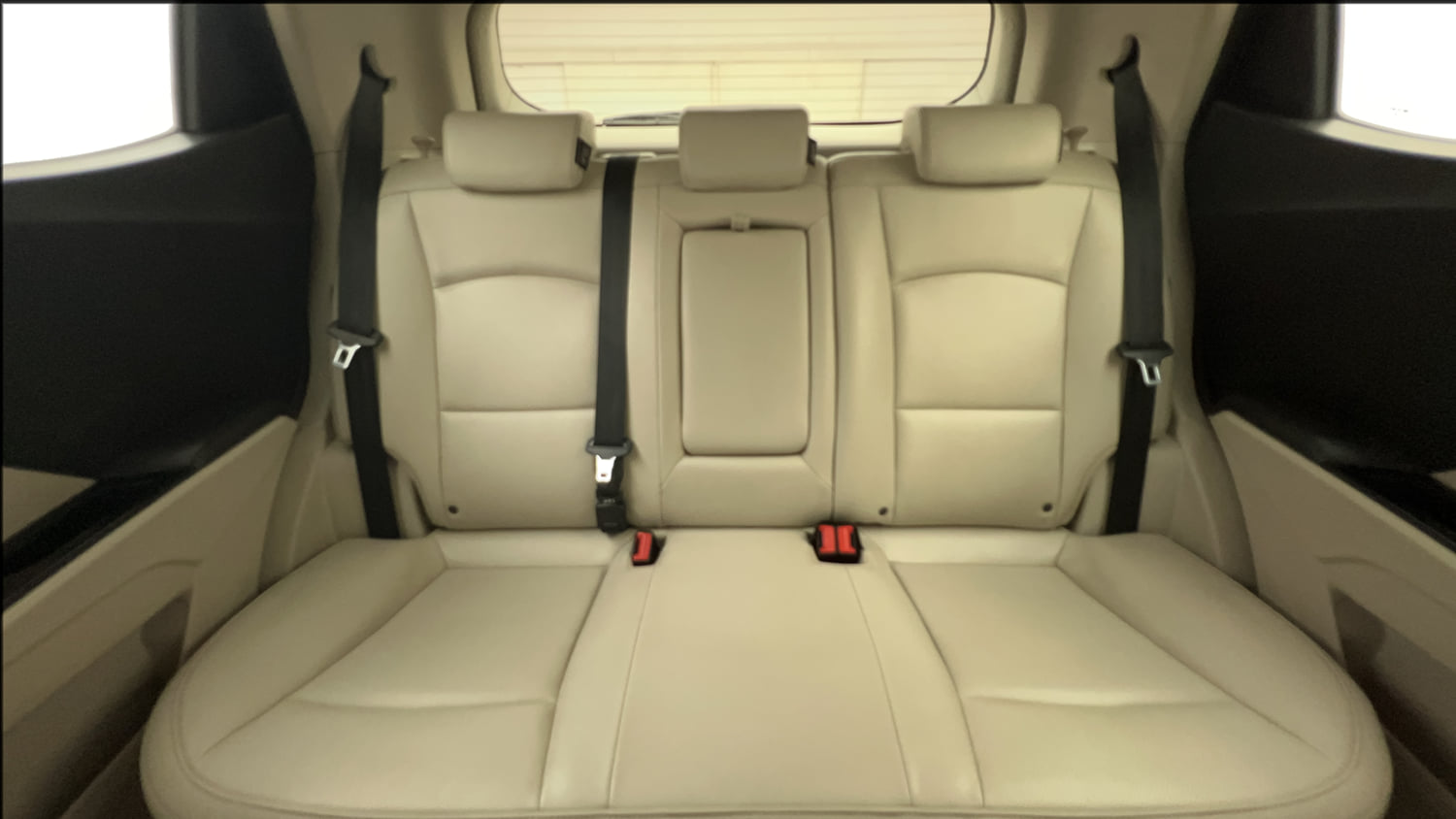 Used 2019 Mahindra XUV 300 1.2 W8 (O) Petrol Manual interior REAR SEAT CONDITION VIEW