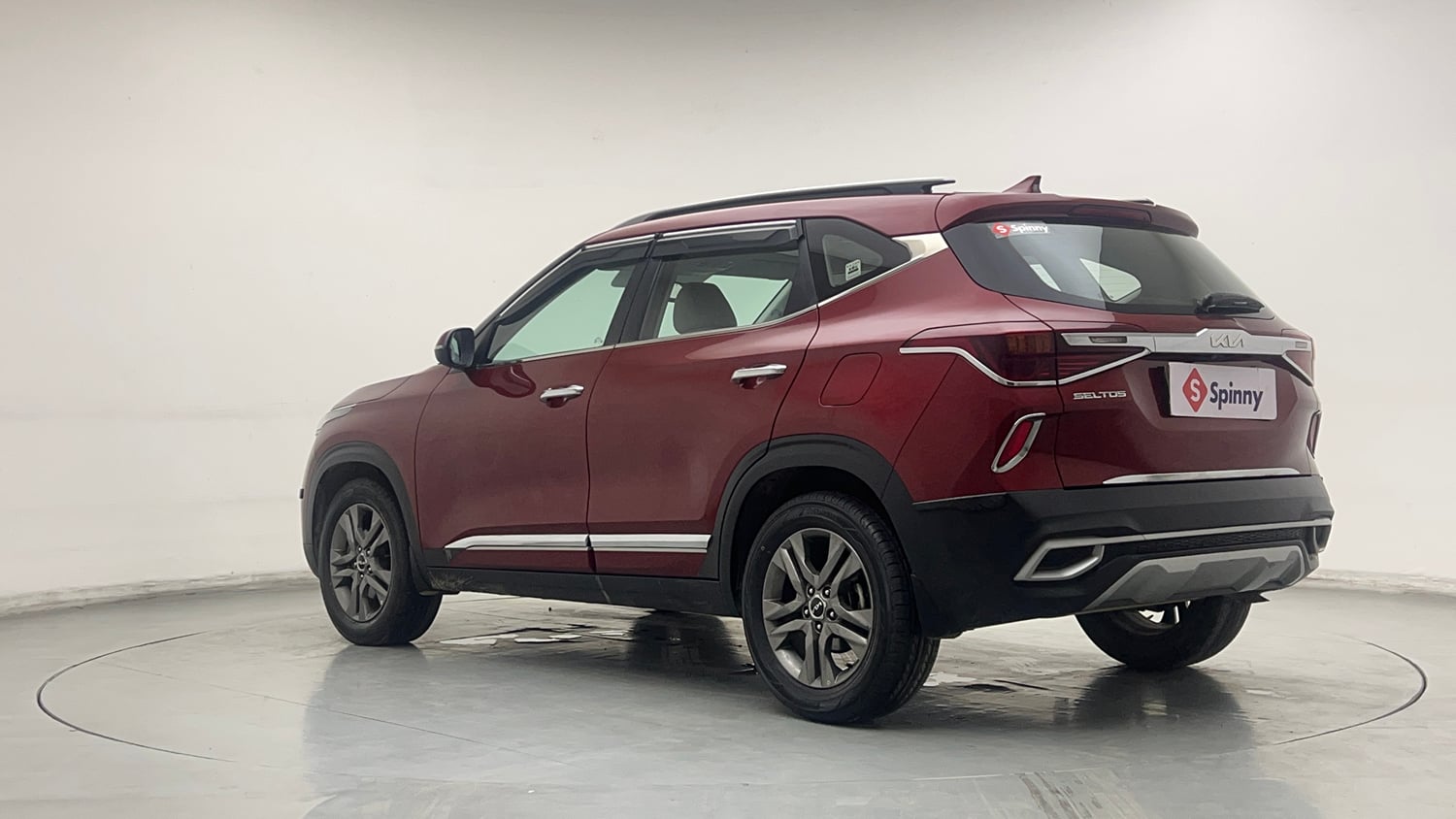 Used 2022 kia Seltos HTX 1.5 IVT Petrol Automatic exterior LEFT REAR CORNER VIEW
