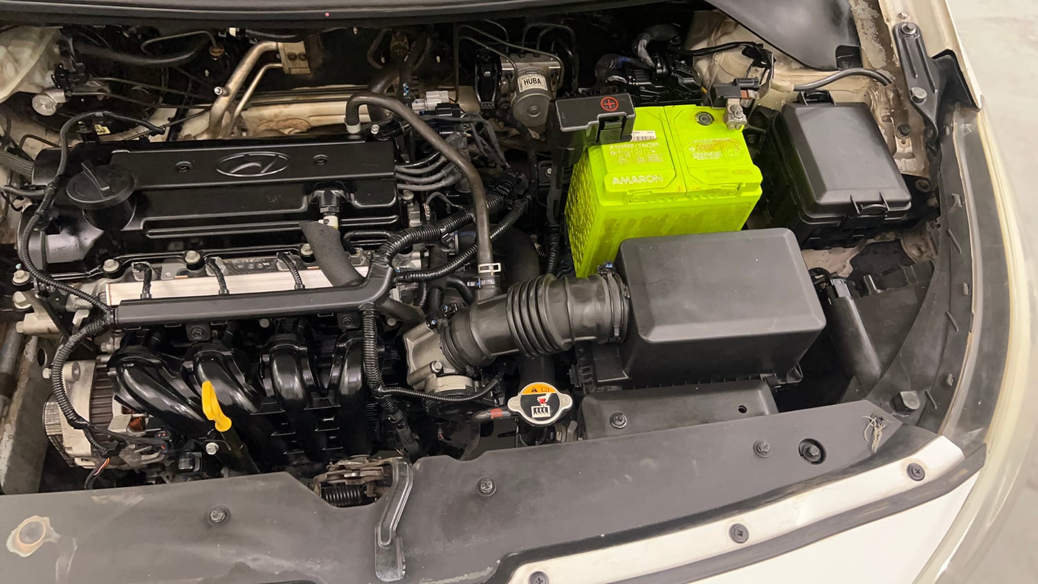 Used 2017 Hyundai Elite i20 Asta 1.2 Dual Tone Petrol Manual engine ENGINE LEFT SIDE VIEW