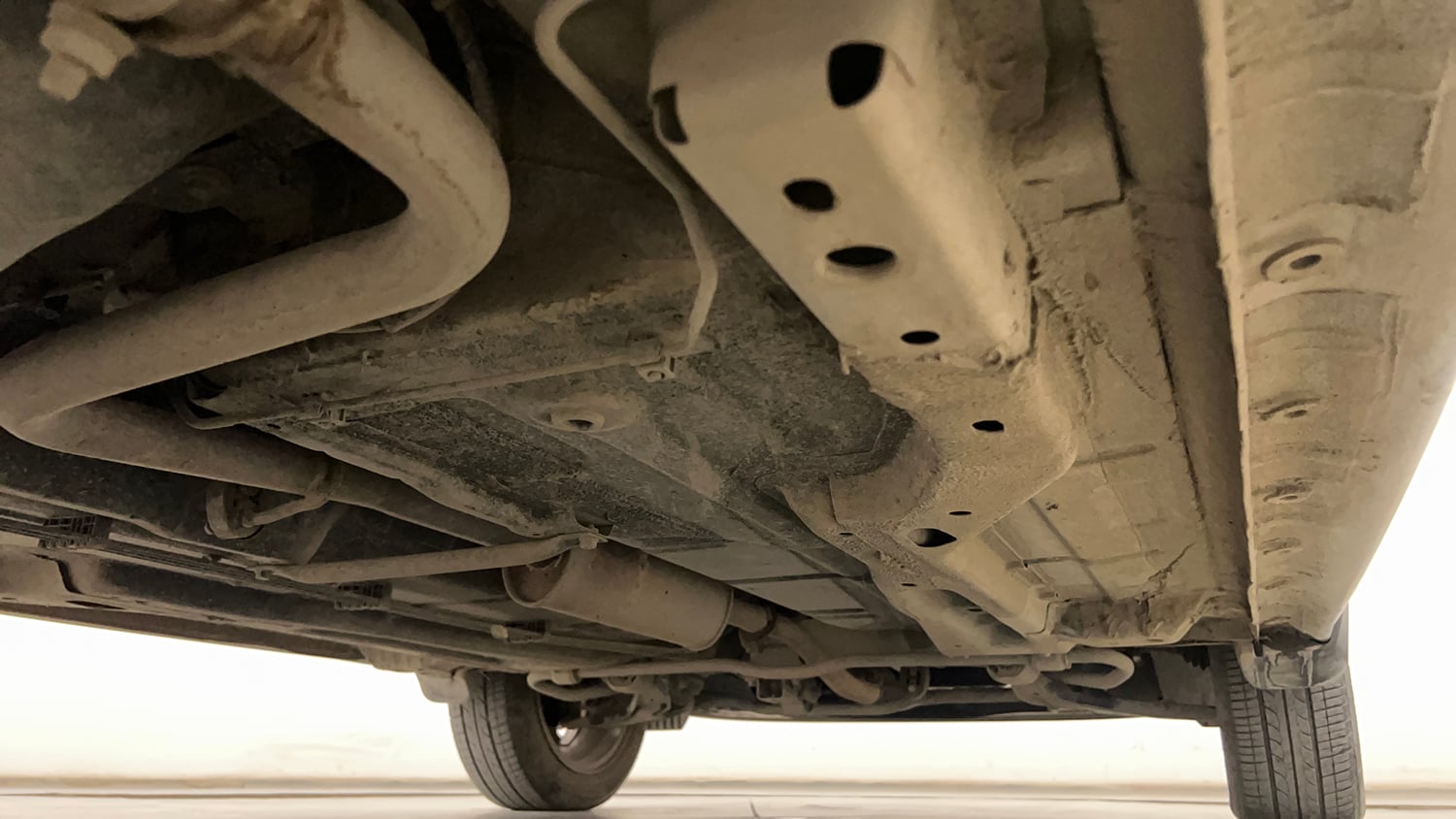 Used 2019 Tata Tiago Revotron XZA Plus Petrol Automatic extra REAR RIGHT UNDERBODY VIEW