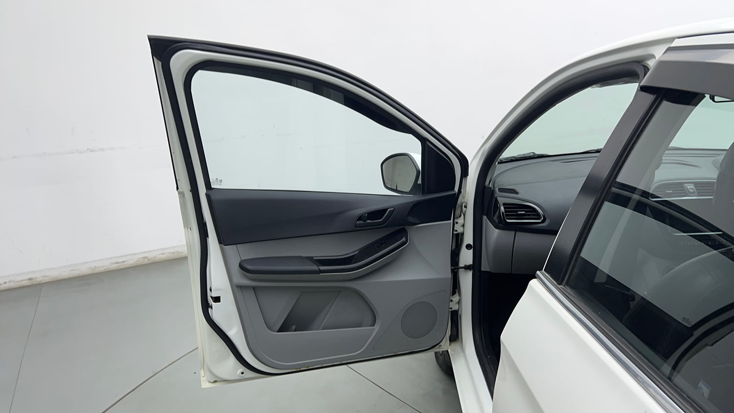 Used 2021 Tata Tiago XZ Petrol Manual interior LEFT FRONT DOOR OPEN VIEW