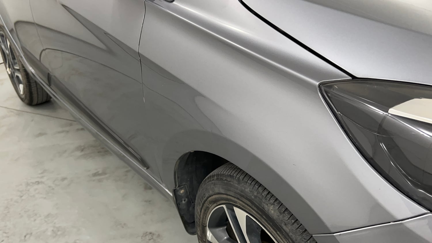 Used 2019 Tata Tiago Revotron XZA Plus Petrol Automatic dents MINOR SCRATCH
