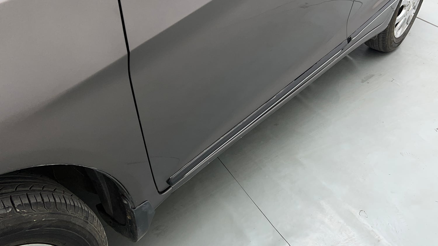 Used 2014 Honda Amaze 1.2 VX AT i-VTEC Petrol Automatic dents MINOR DENT