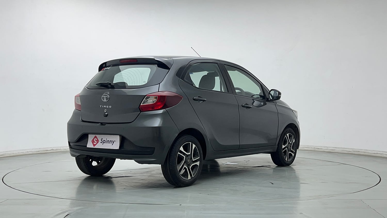 Used 2020 Tata Tiago XZ Plus Petrol Manual exterior RIGHT REAR CORNER VIEW