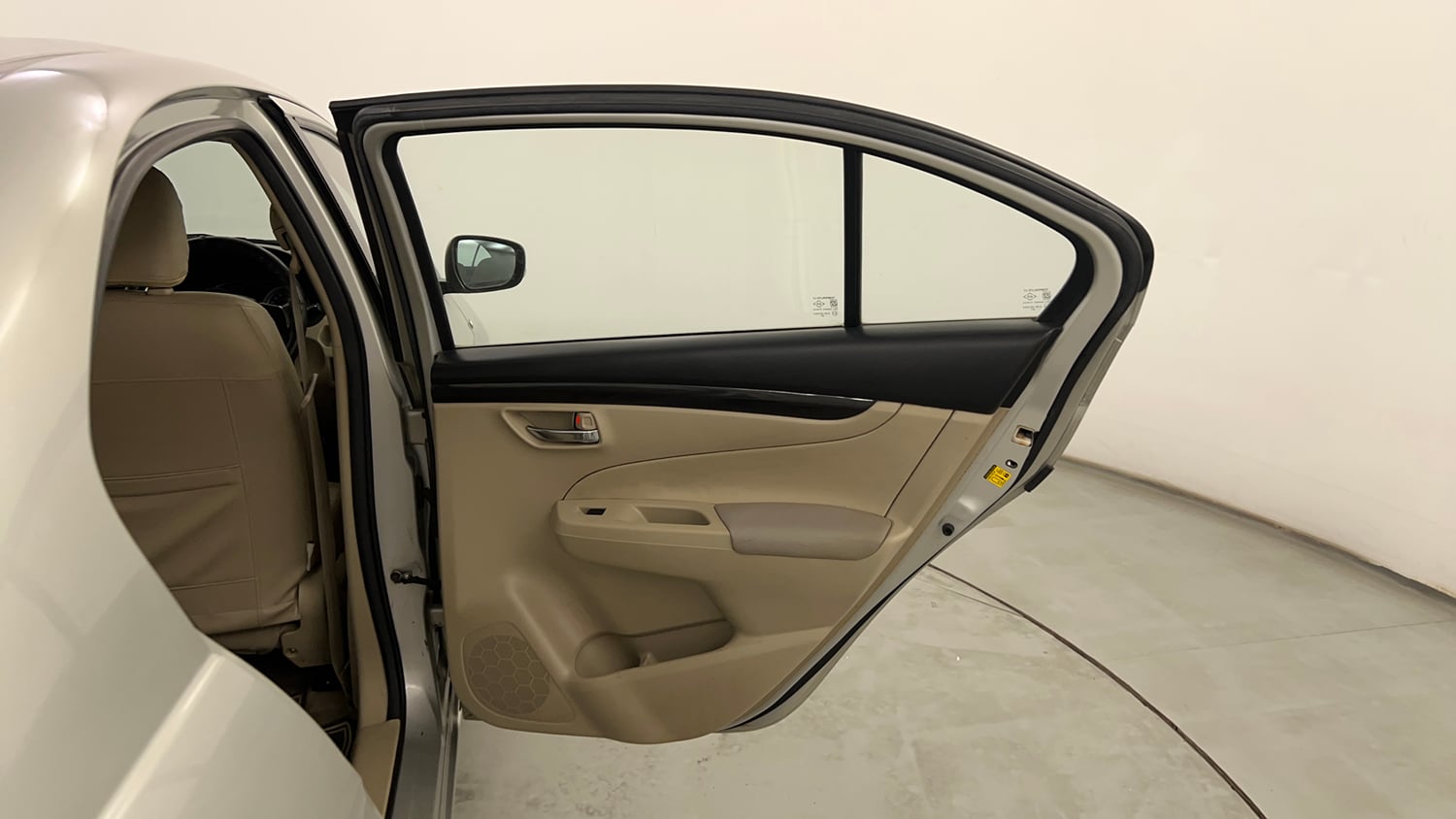 Used 2015 Maruti Suzuki Ciaz VXi+ Petrol Manual interior RIGHT REAR DOOR OPEN VIEW