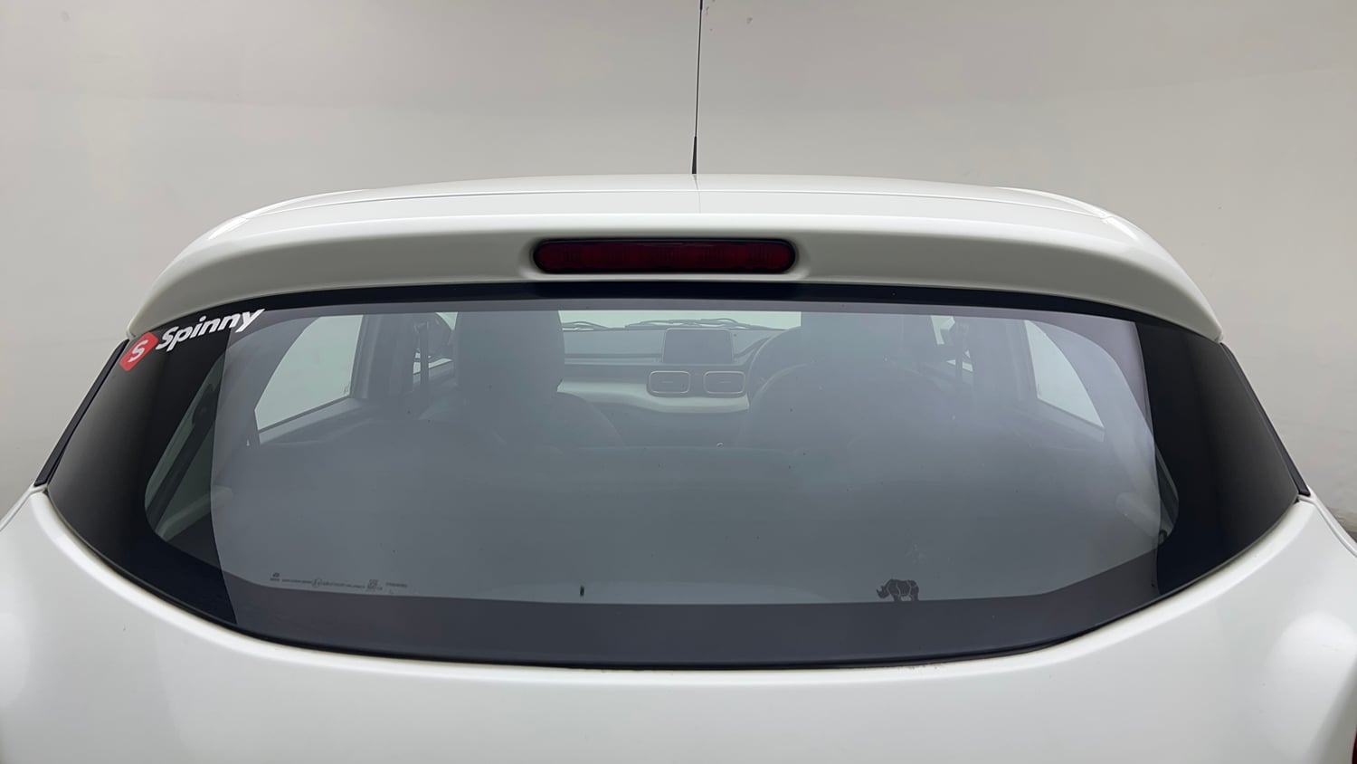 Used 2022 Tata Punch Accomplished Dazzle Pack MT Petrol Manual exterior BACK WINDSHIELD VIEW