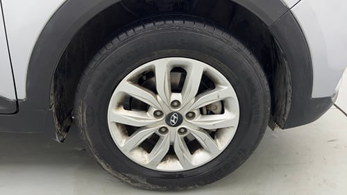 Used 2018 Hyundai Creta SX 1.6 Petrol Petrol Manual tyres RIGHT FRONT TYRE RIM VIEW