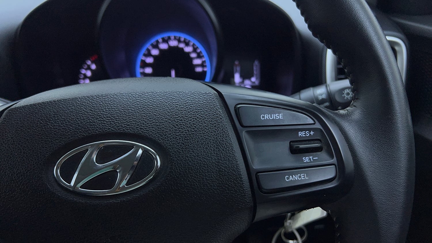 Used 2019 hyundai Venue SX 1.0 Turbo Petrol Petrol Manual top_features Cruise control