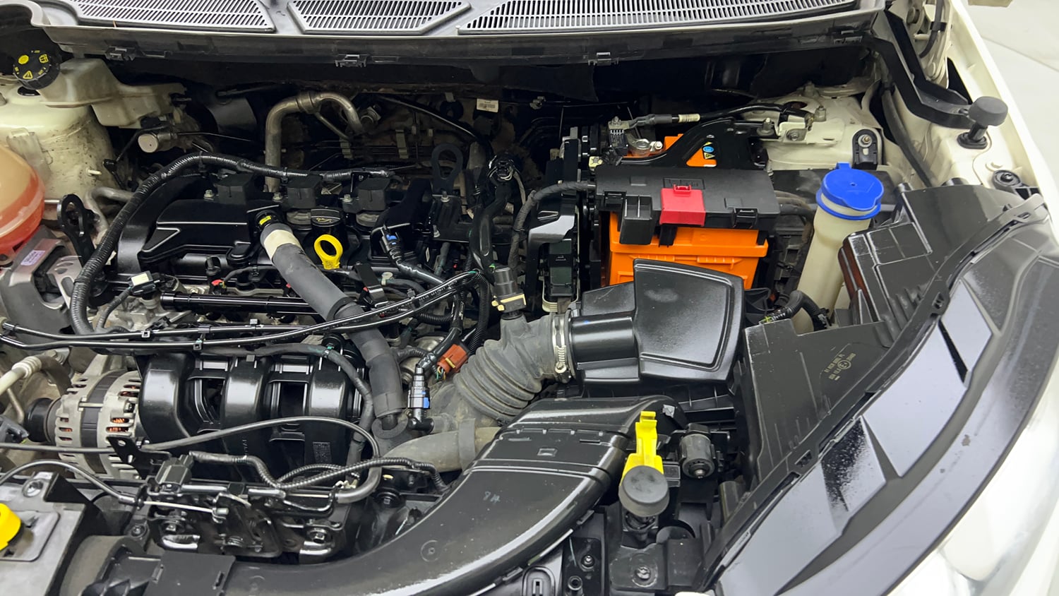 Used 2020 Ford EcoSport Titanium Plus 1.5L Ti-VCT AT Petrol Automatic engine ENGINE LEFT SIDE VIEW