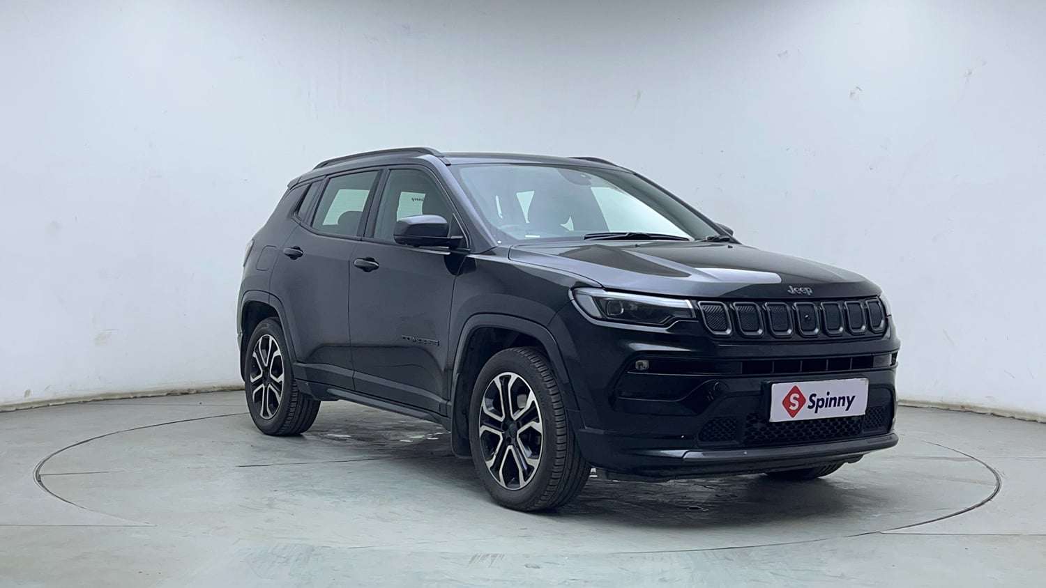 Used 2021 Jeep Compass Model S (O) 2.0 Diesel Diesel Manual exterior RIGHT FRONT CORNER VIEW