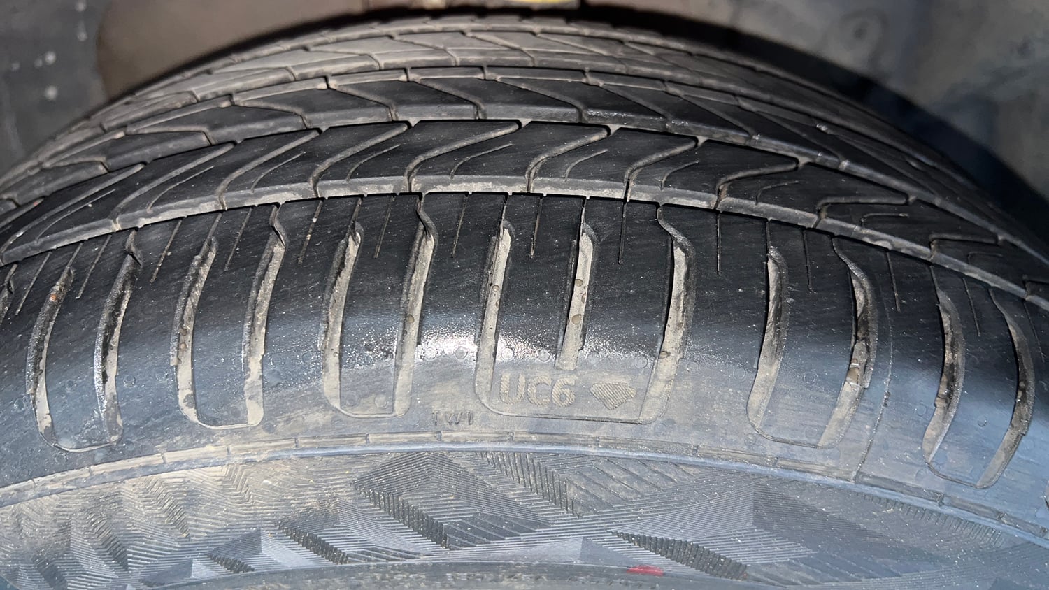 Used 2017 Ford EcoSport Titanium 1.5L Ti-VCT AT Petrol Automatic tyres RIGHT FRONT TYRE TREAD VIEW