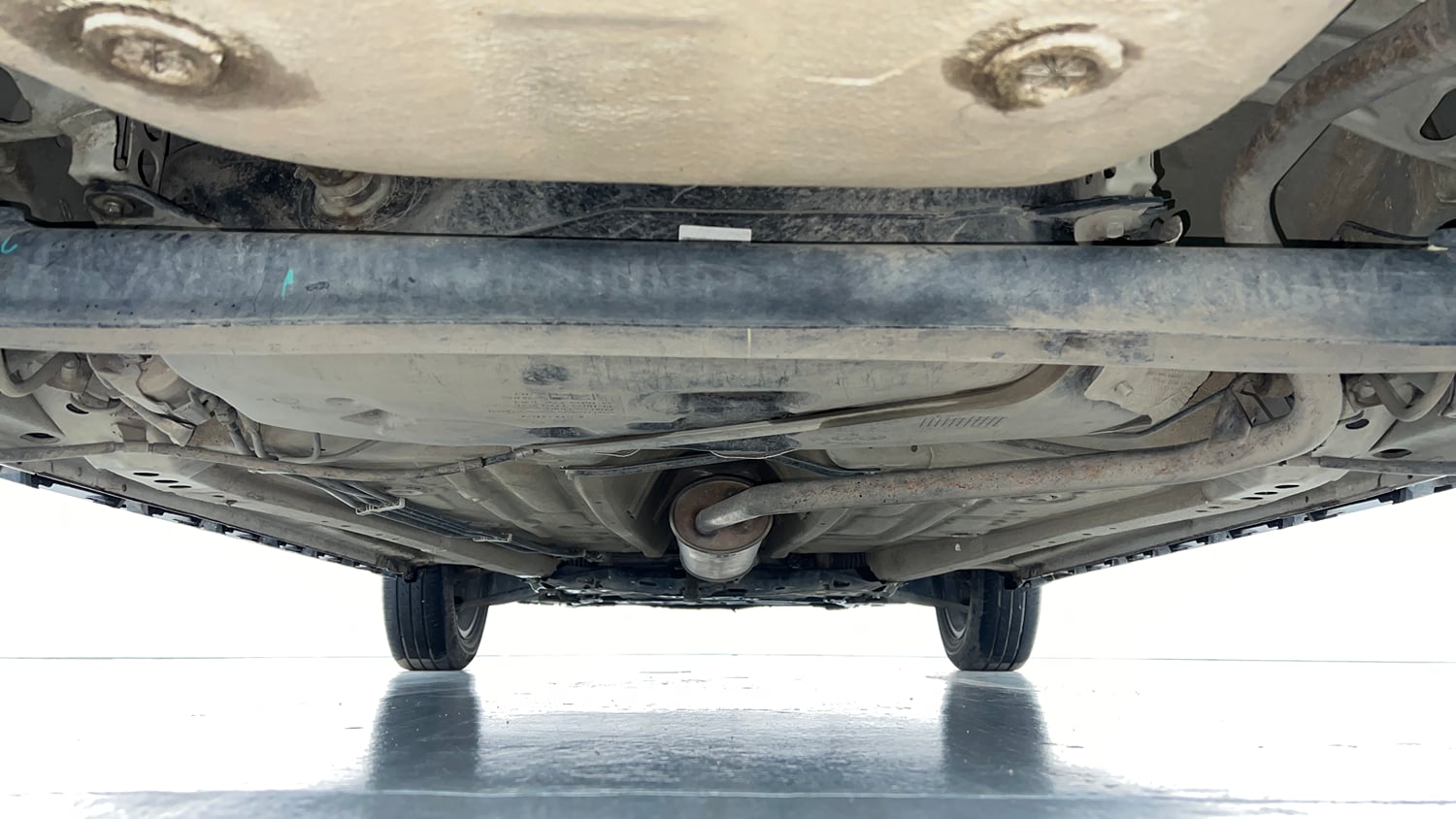 Used 2023 Maruti Suzuki Ignis Zeta 1.2 MT Petrol Manual extra REAR UNDERBODY VIEW (TAKEN FROM REAR)
