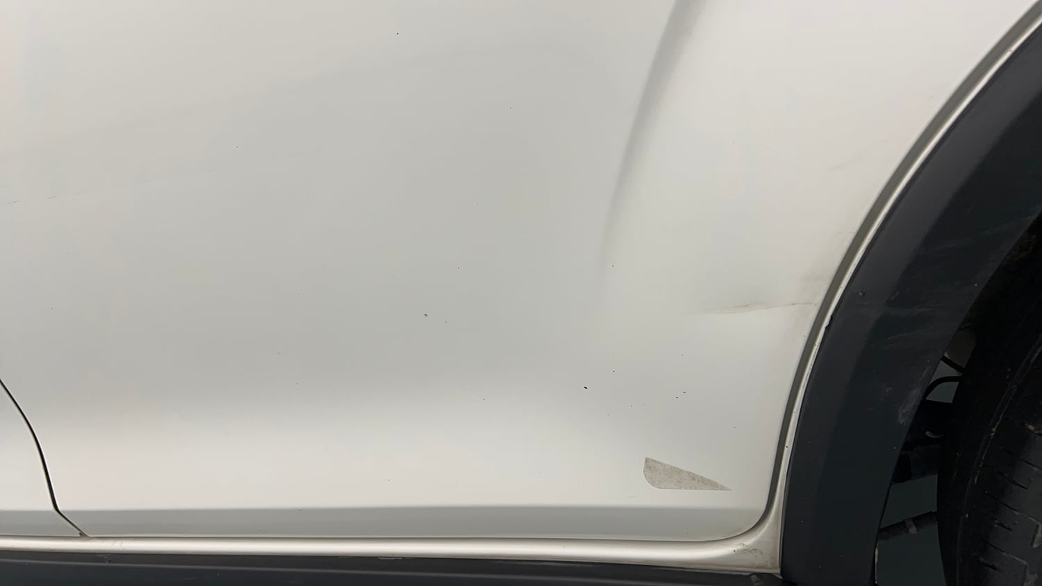 Used 2023 Maruti Suzuki Ignis Zeta 1.2 MT Petrol Manual dents MINOR DENT