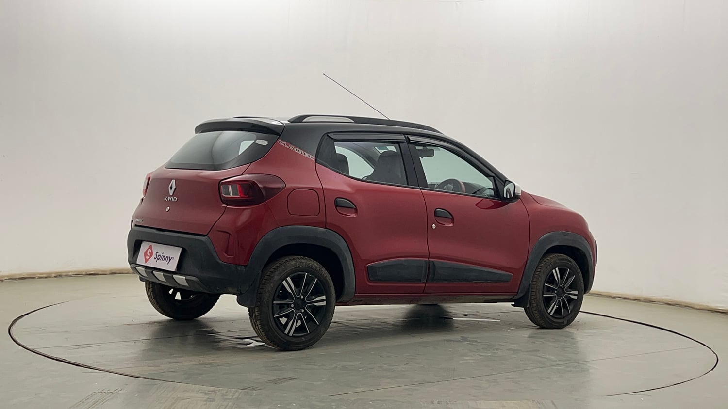 Used 2024 Renault Kwid CLIMBER 1.0 MT Petrol Manual exterior RIGHT REAR CORNER VIEW