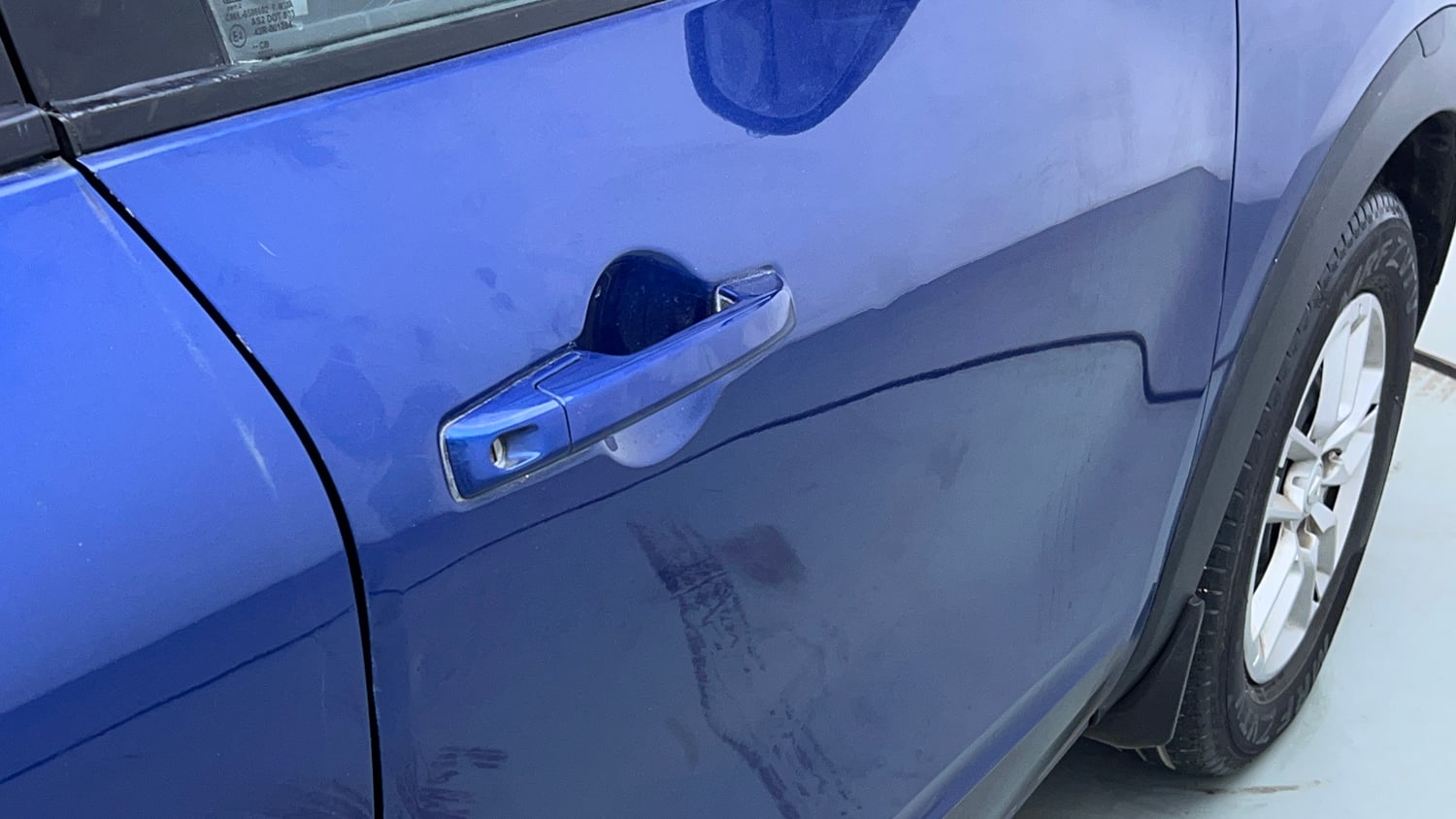 Used 2021 Renault Triber RXT Petrol Manual dents MINOR SCRATCH