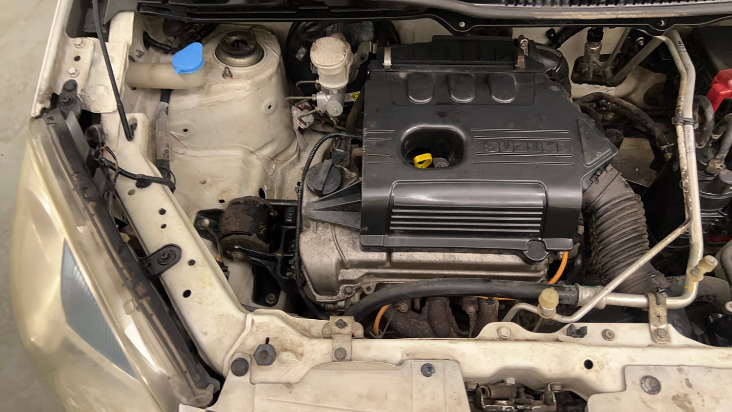 Used 2016 Maruti Suzuki Wagon R 1.0 VXI AMT Petrol Automatic engine ENGINE RIGHT SIDE VIEW