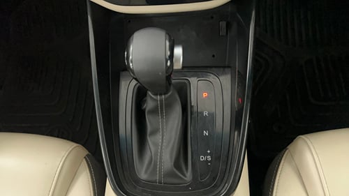 Used 2021 MG Motors Hector Sharp 1.5 Petrol Turbo DCT Petrol Automatic interior GEAR  KNOB VIEW