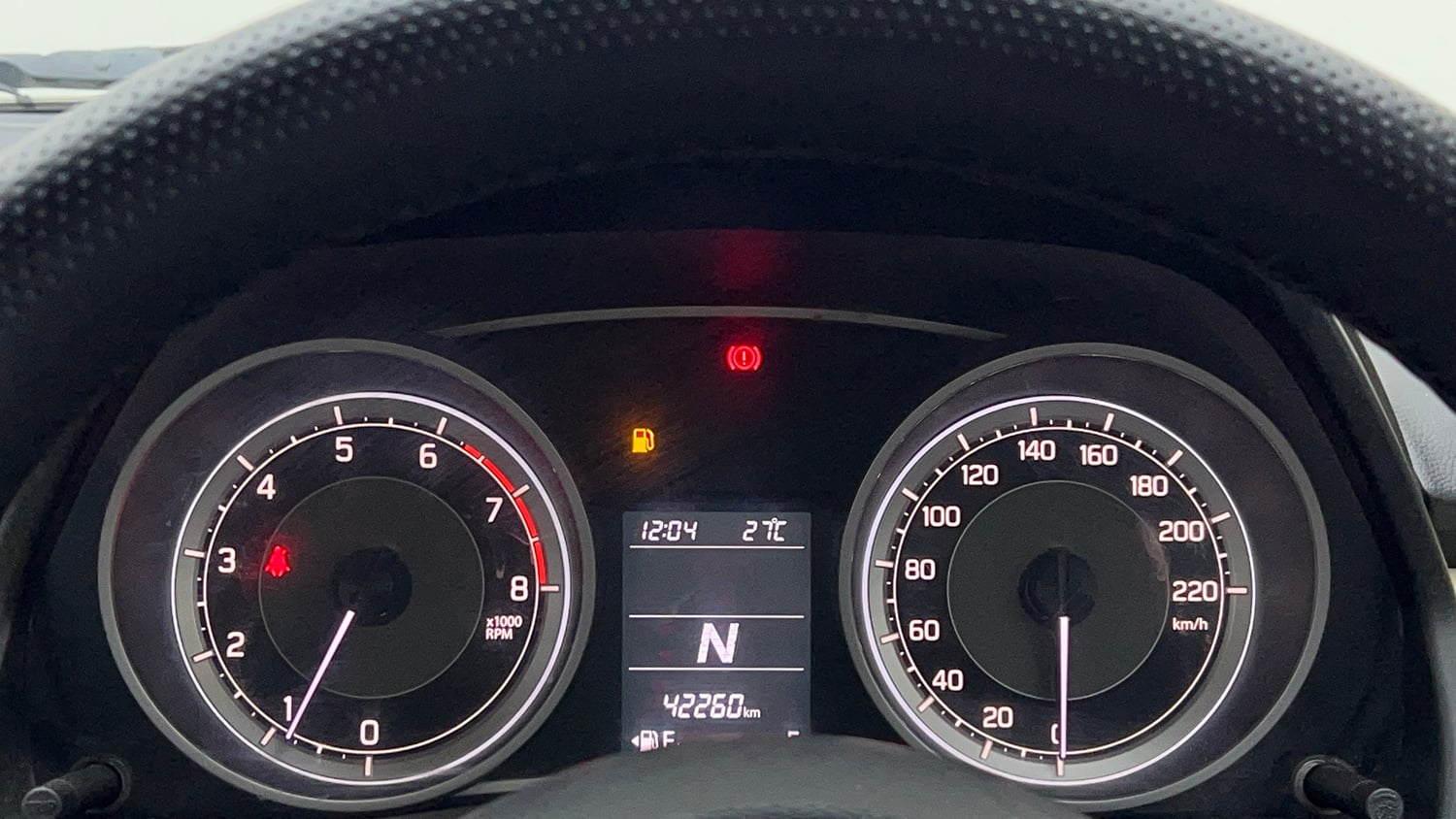 Used 2018 Maruti Suzuki Dzire VXi AMT Petrol Automatic interior CLUSTERMETER VIEW