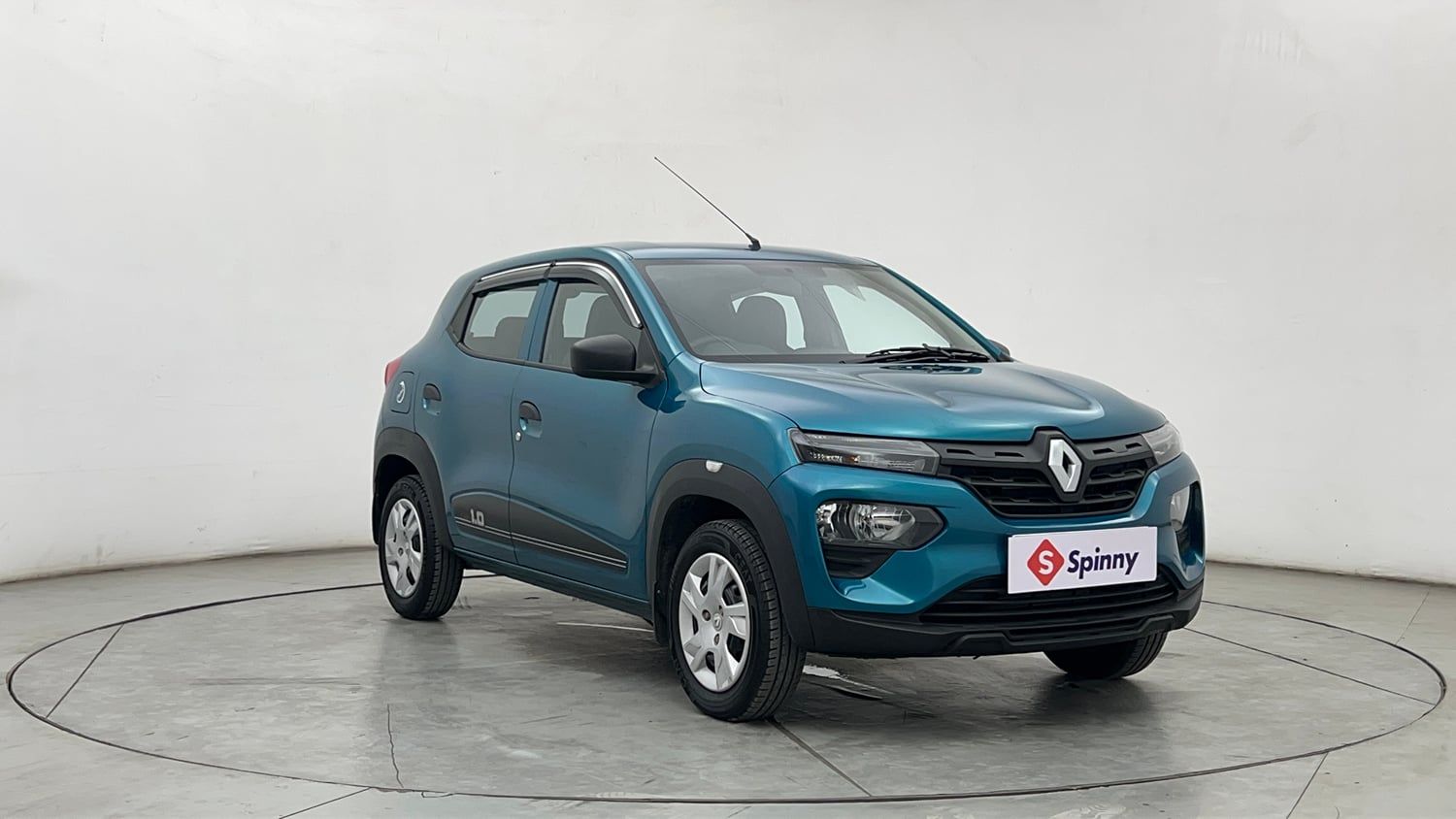 Used 2024 Renault Kwid RXL(O) 1.0L AMT Petrol Automatic exterior RIGHT FRONT CORNER VIEW
