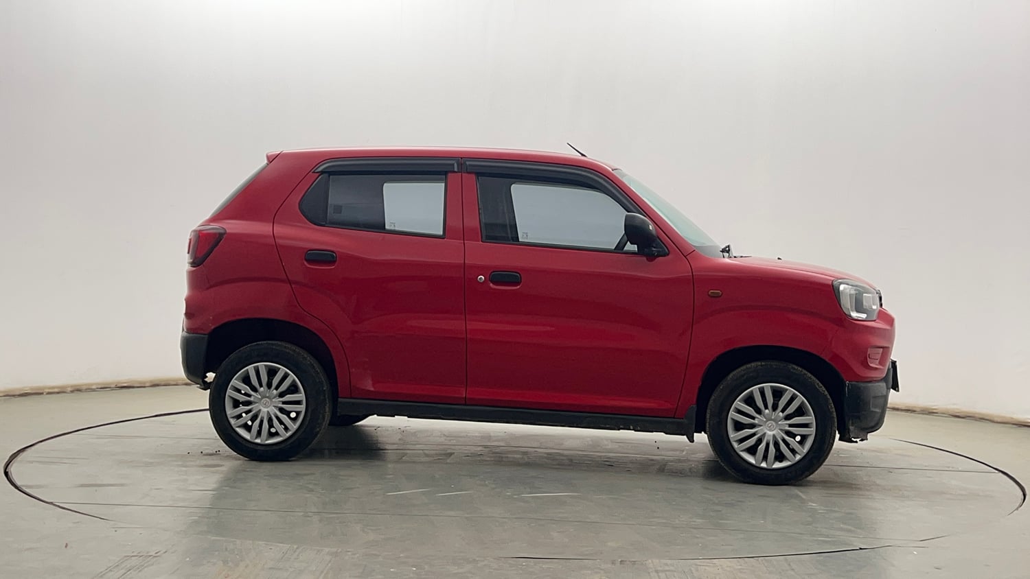 Used 2019 Maruti Suzuki S-Presso VXi Petrol Manual exterior RIGHT SIDE VIEW