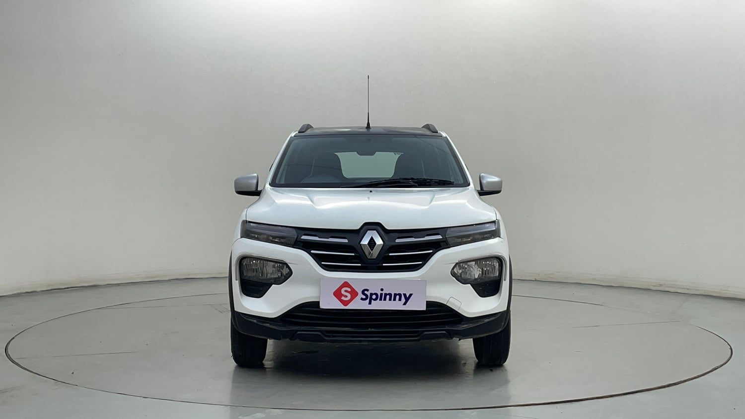 Used 2022 Renault Kwid RXT 1.0 AMT (O) Petrol Automatic exterior FRONT VIEW