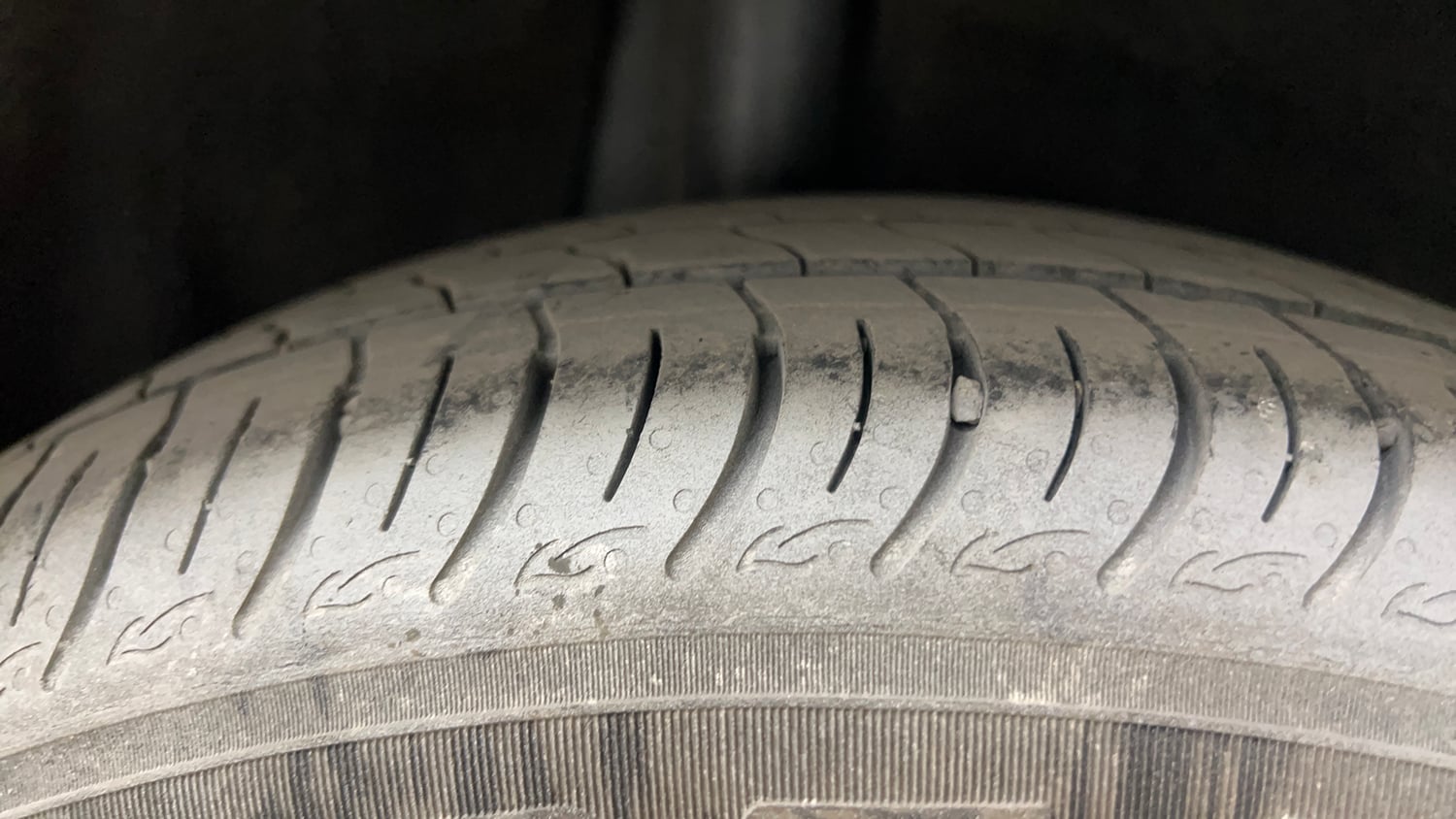 Used 2016 Maruti Suzuki Baleno Delta Petrol+CNG (Outside Fitted) Cng Manual tyres RIGHT REAR TYRE TREAD VIEW