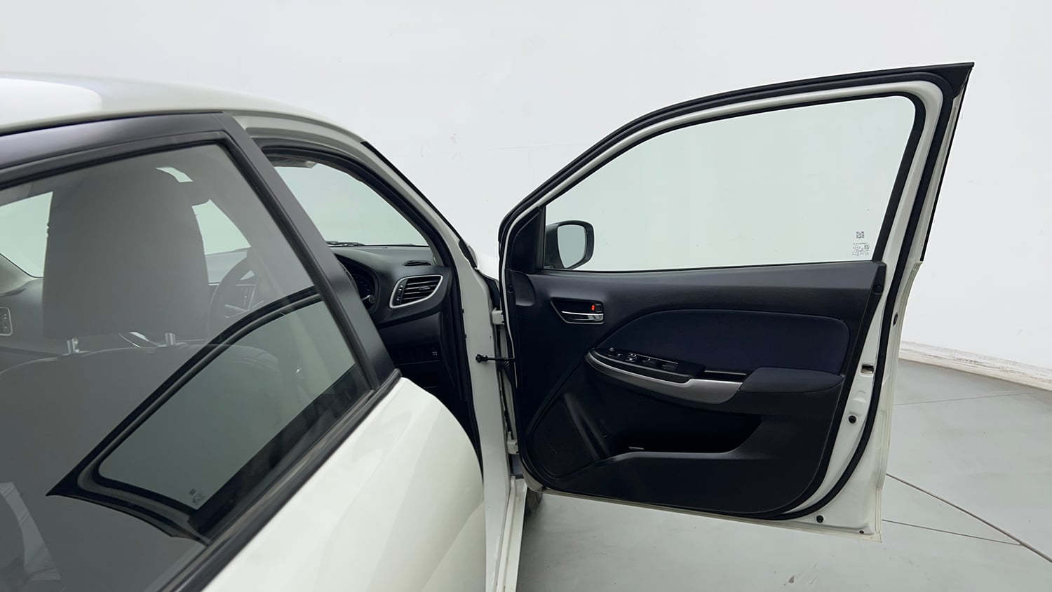 Used 2021 Maruti Suzuki Baleno Delta Petrol Manual interior RIGHT FRONT DOOR OPEN VIEW