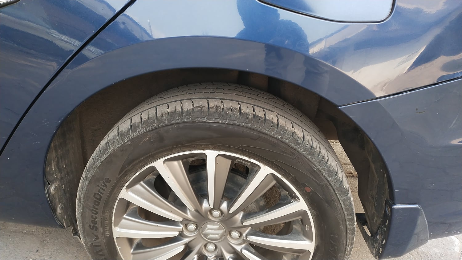 Used 2021 Maruti Suzuki Ciaz Alpha 1.5 Petrol Manual tyres LEFT REAR TYRE TREAD VIEW
