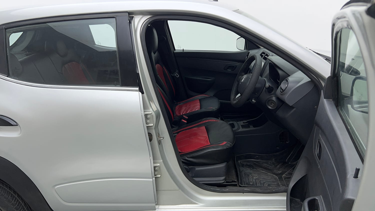 Used 2017 Renault Kwid 1.0 RXT AMT Petrol Automatic interior RIGHT SIDE FRONT DOOR CABIN VIEW