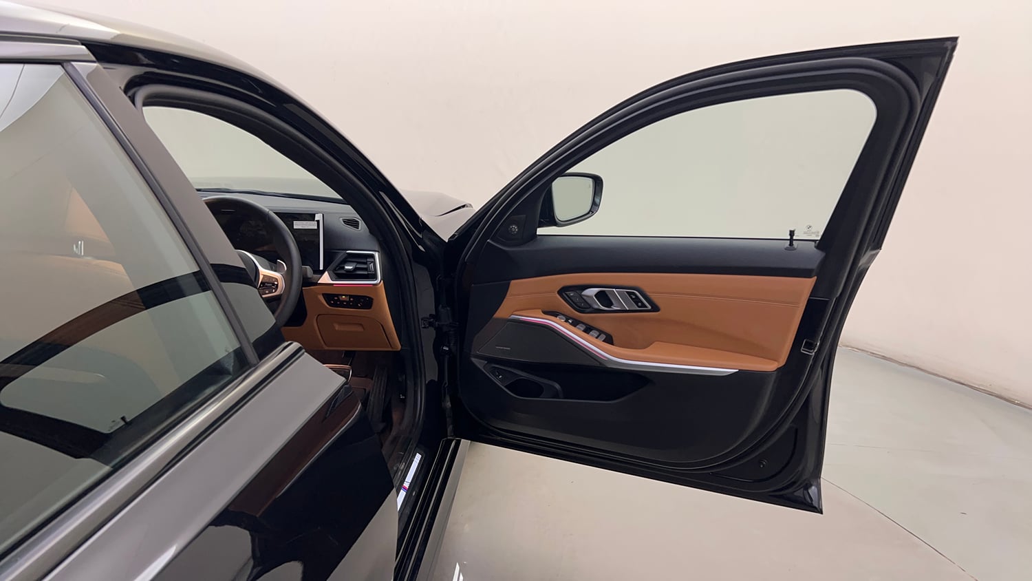Used 2025 BMW 3 Series Gran Limousine 330Li M Sport Petrol Automatic interior RIGHT FRONT DOOR OPEN VIEW