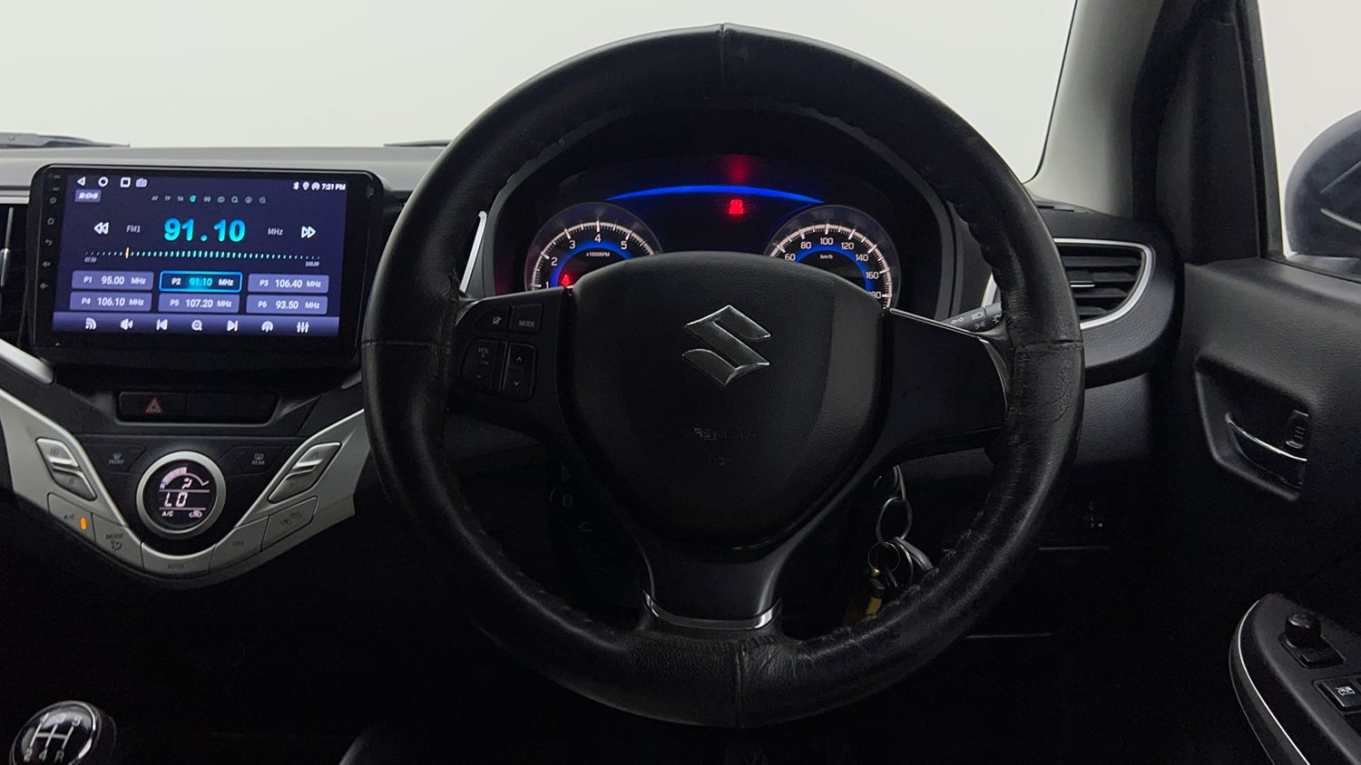 Used 2016 Maruti Suzuki Baleno Delta 1.2 Petrol Manual interior STEERING VIEW
