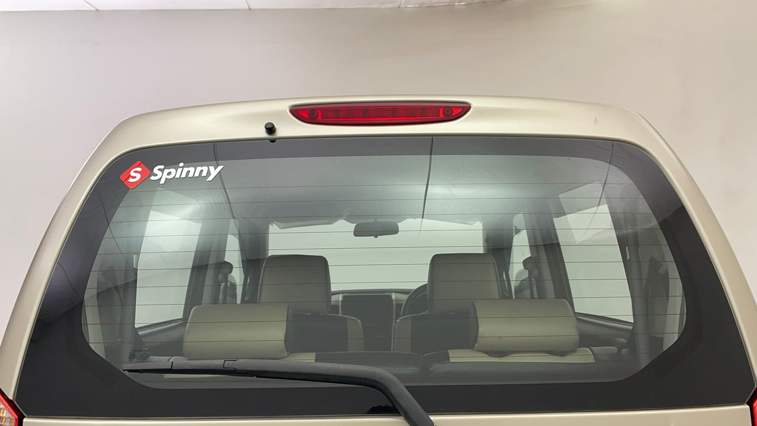 Used 2016 Maruti Suzuki Wagon R VXI Petrol Manual exterior BACK WINDSHIELD VIEW