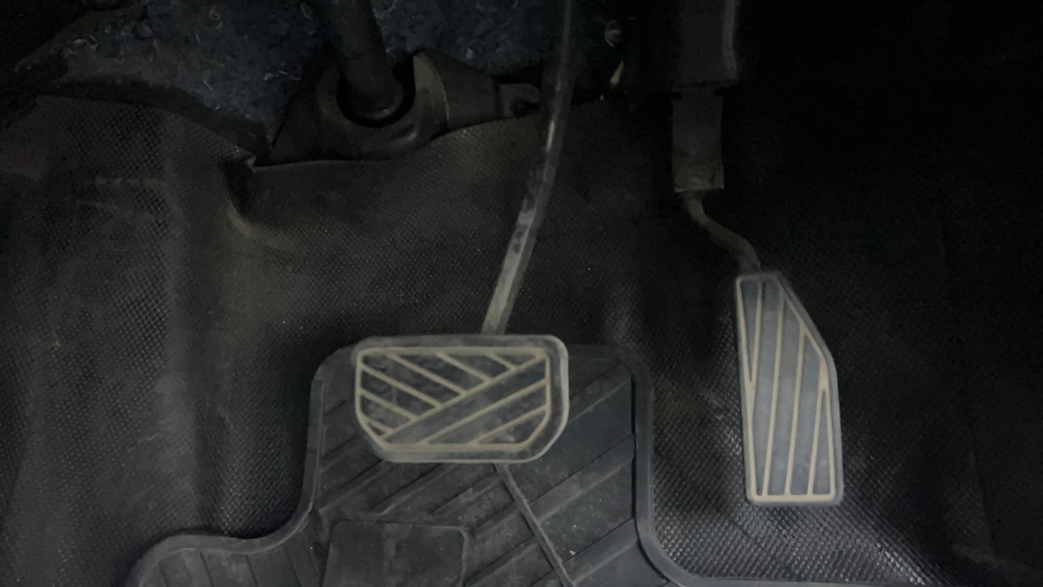 Used 2023 Maruti Suzuki Ignis Zeta 1.2 AMT Petrol Automatic interior PEDALS VIEW