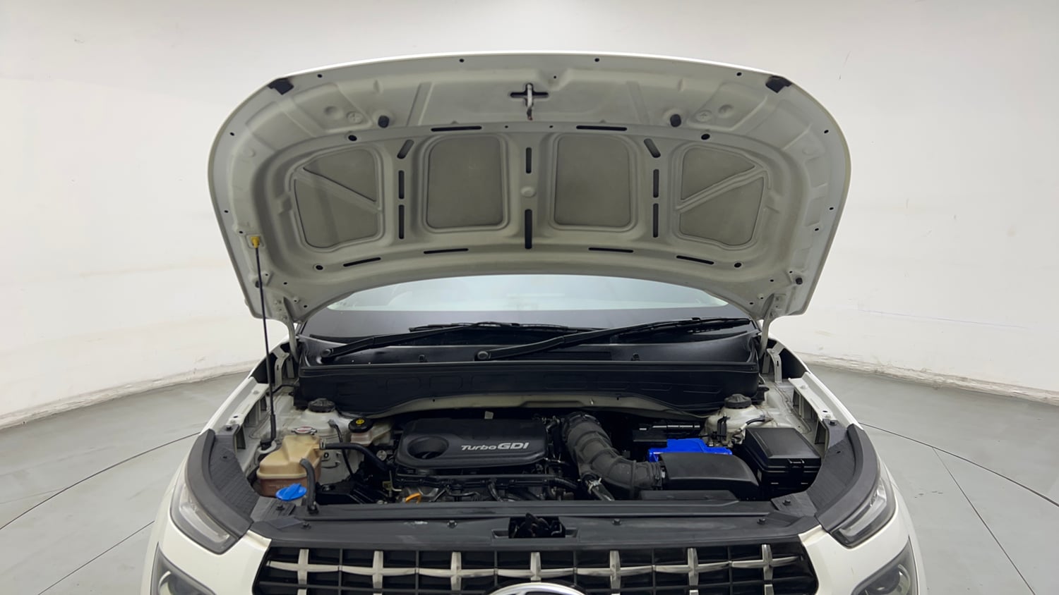 Used 2021 Hyundai Venue SX Plus 1.0 Turbo DCT Petrol Automatic engine ENGINE & BONNET OPEN FRONT VIEW