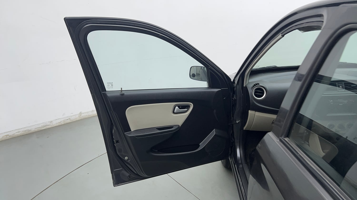 Used 2020 Maruti Suzuki Alto 800 LXi Petrol Manual interior LEFT FRONT DOOR OPEN VIEW